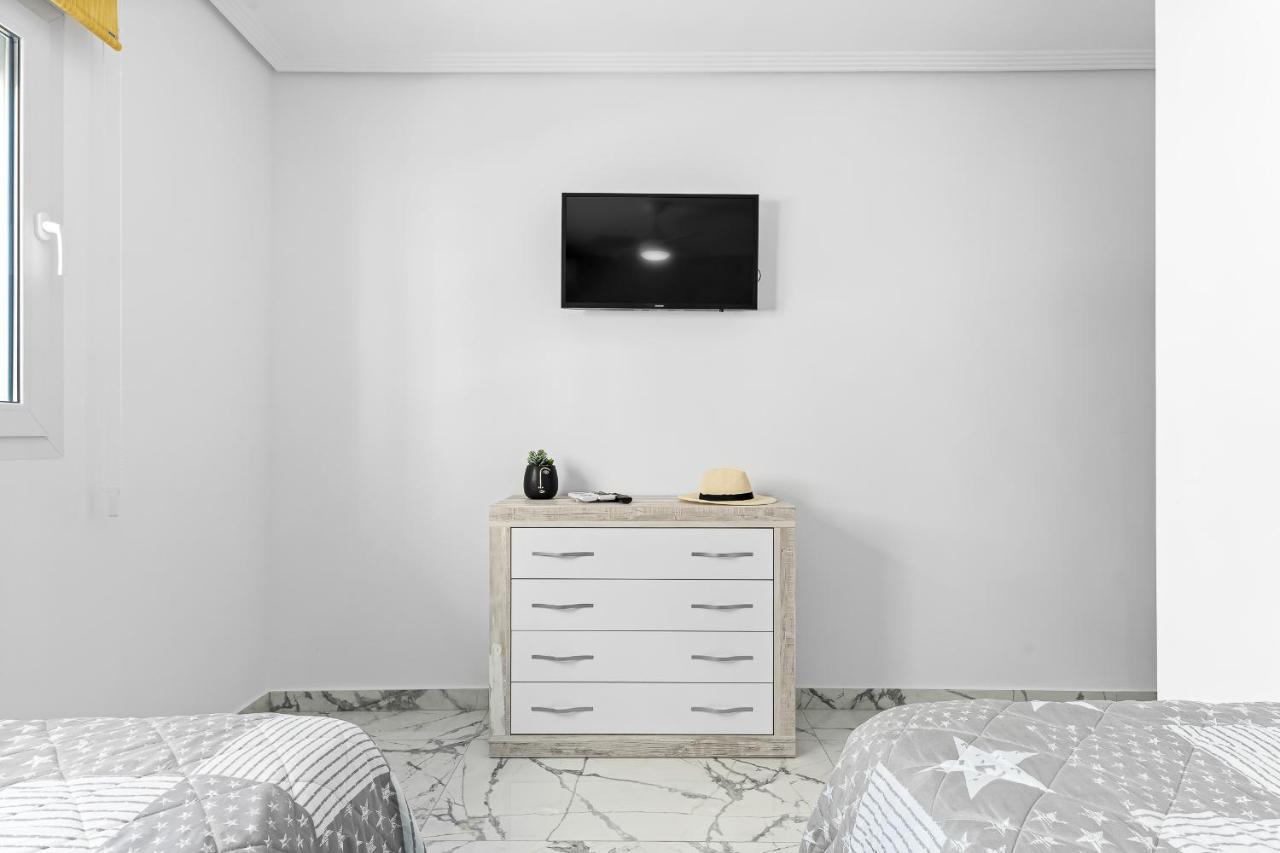 Apolo Beach Front - Sea View Luxury Apartment Torrevieja Ngoại thất bức ảnh