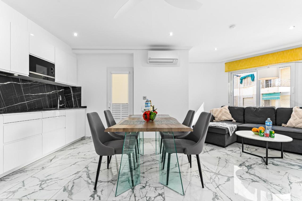 Apolo Beach Front - Sea View Luxury Apartment Torrevieja Ngoại thất bức ảnh