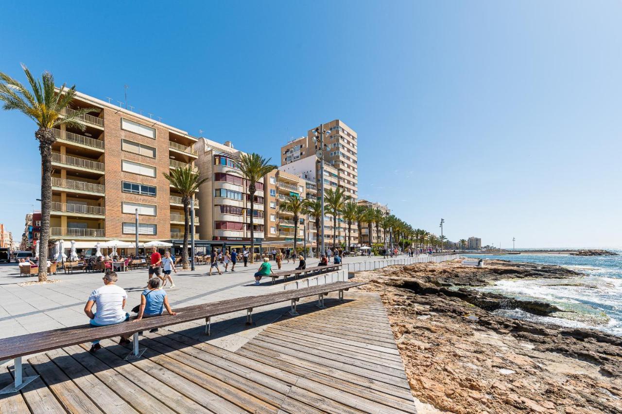 Apolo Beach Front - Sea View Luxury Apartment Torrevieja Ngoại thất bức ảnh